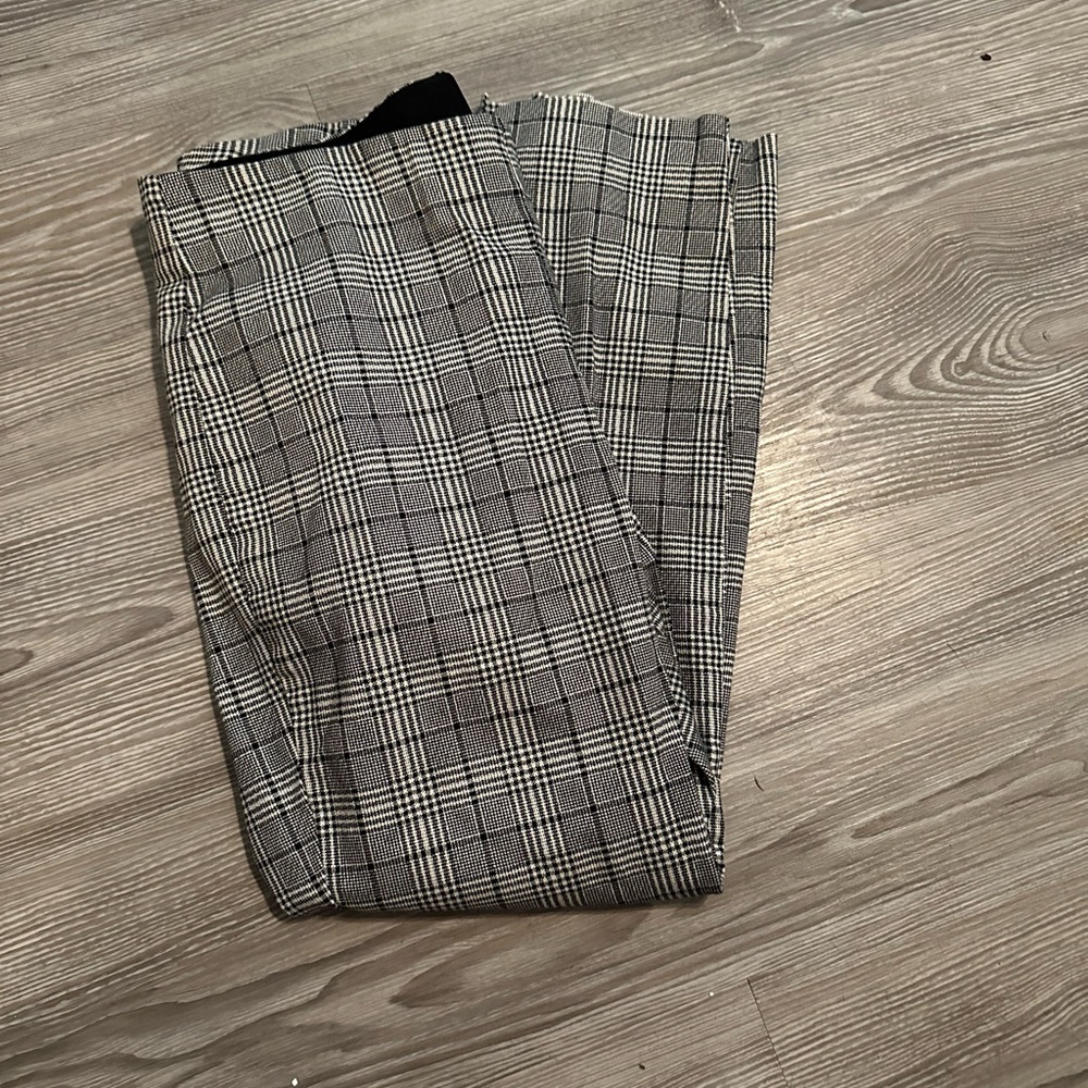 Old Navy plaid pants Sz 8